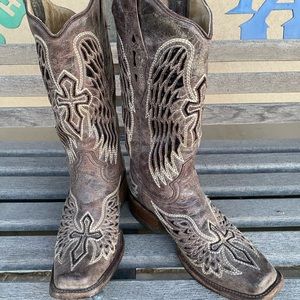 Cowgirl boots Corral women’s size 6 1/2 Brown